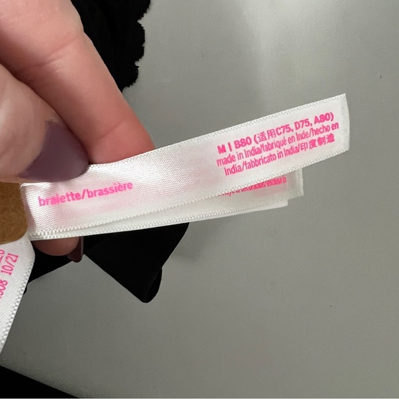 Victoria’s Secret Black Lace Halter Strap Bra New With Tags Size Medium - Picture 5 of 8